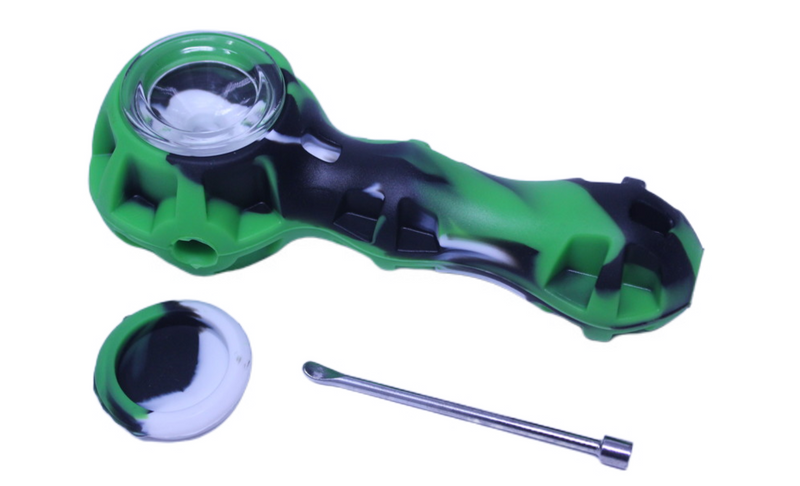 4.5" Silicone Pipe with Titanium Nail - Big Dog Distribution Ltd.